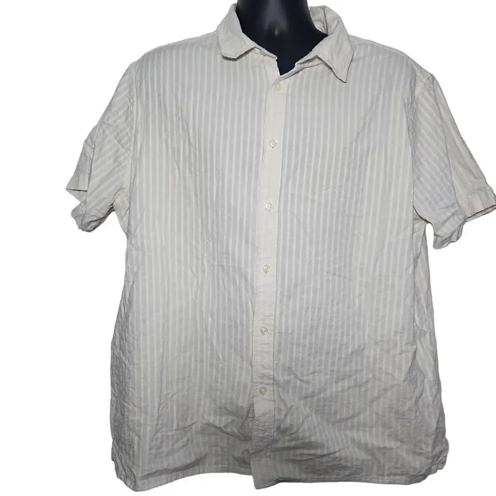Goodfellow &Co Men's Size XL Cream Stripe Pattern Short Sleeve Button Down Shirt